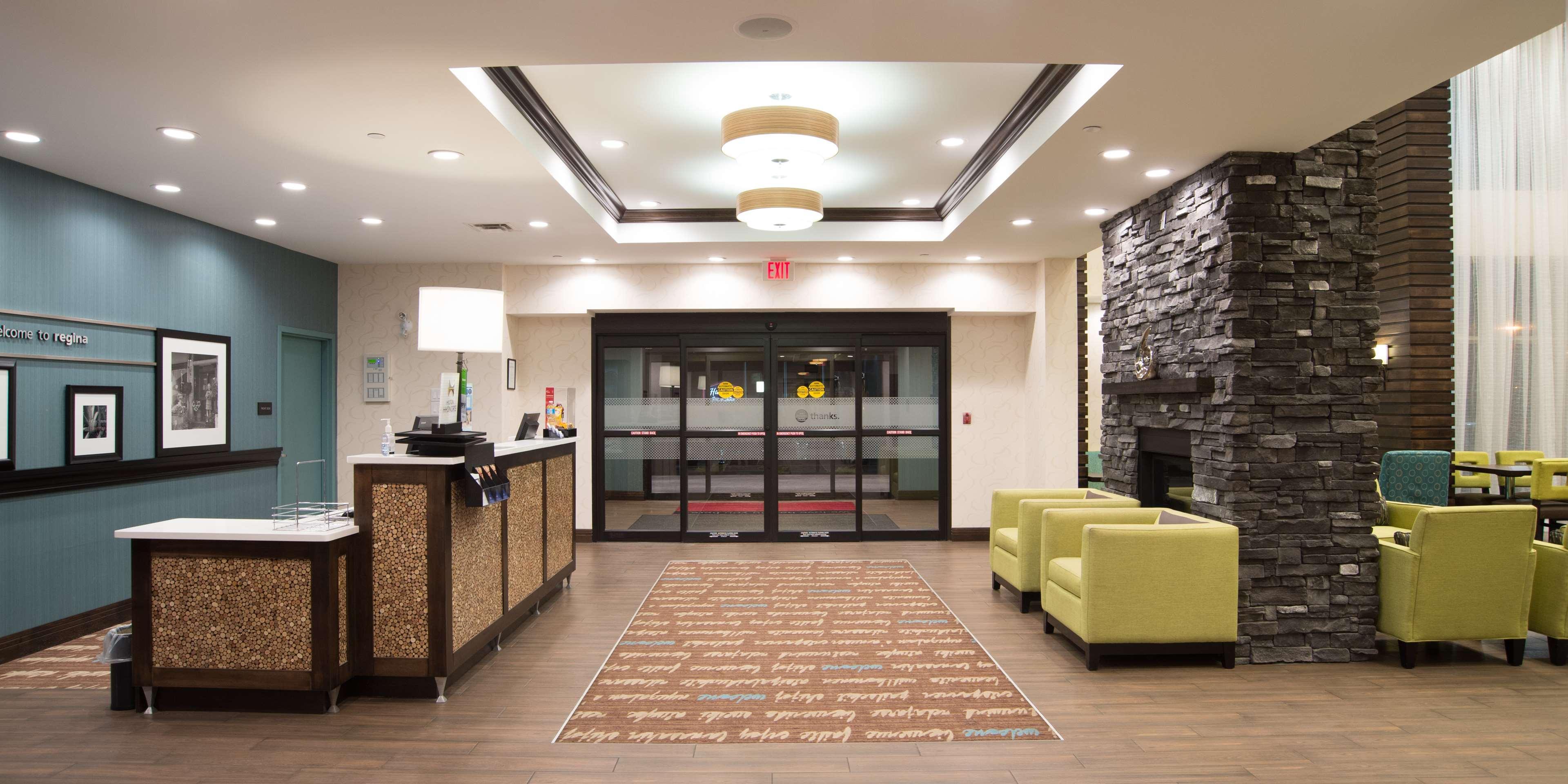 Hampton Inn & Suites East Gate Regina Exterior foto
